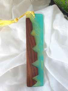 Premium Handmade Resin Craft Resin And Wooden Bookmarks For Books Diaries And <b>Planners</b> - Product Image 6