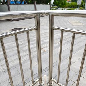 Barriera di Sicurezza Stradale in Acciaio Inox 304 Resistente alla Corrosione, Superficie Lucida Bianca Spazzolata di Grado Diamante - Product Image 5