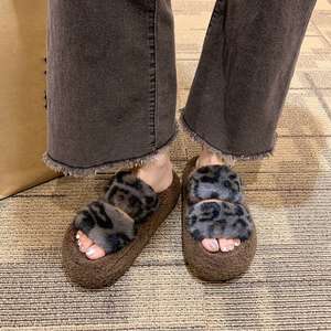 แฟชั่นฤดูใบไม้ร่วงฤดูหนาวสำหรับผู้หญิง รองเท้าแตะขนเฟอร์แบบใหม่สำหรับใส่กลางแจ้ง ผ้าฝ้ายขนปุยสำหรับรองเท้าแตะ - Product Image 5