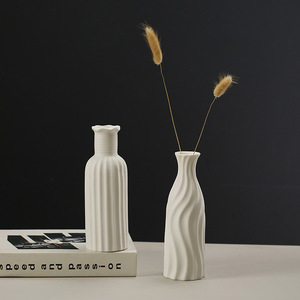 Vaso da Terra di Design Art Deco di Alta Gamma, Ecologico e Leggero in Ceramica, Decorazione per la Casa con Motivi Floreali Personalizzabili - Product Image 3