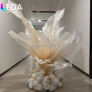 ดอกไม้ประดิษฐ์ขนาดใหญ่คุณภาพสูง LEDA ทำด้วยมือ ดอกไม้ผ้าไหมขนาดใหญ่สำหรับตกแต่งเวทีงานแต่งงาน - Product Image 1