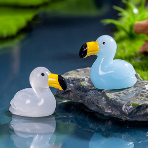Mini figurines de flamants roses en résine simulées, ornements de charme d'animaux de dessin animé pour décorations paysagères, accessoires de bricolage - Product Image 6