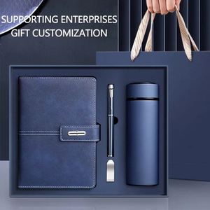 Coffret Cadeau d'Entreprise Premium IStapromo : Carnet en PU avec Impression ou Gravure de Logo Personnalisé, Gobelet Isotherme en Acier Inoxydable et Clé USB - Product Image 2