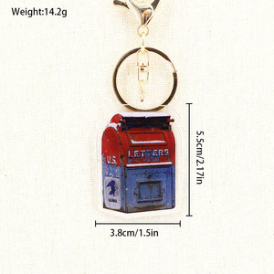 Porte-clés en acrylique en forme de boîte aux lettres, style rétro européen et américain, avec pendentif en forme de <span class=keywords><strong>timbre</strong></span> postal et de lettre simulée - Product Image 2
