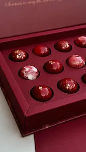 Truffes faites à la main personnalisées <span class=keywords><strong>chocolat</strong></span> faveurs assortis chocolats noirs au lait bonbons UV avantage feuille papier carton boîte d'emballage - Product Image 3
