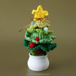 Arbre de Noël en crochet fait main coloré pour la décoration de la maison à Noël - Product Image 2