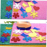 Ensemble de poinçons en mousse EVA pour loisirs créatifs, perforateur en plastique pour motifs variés, idéal pour les papiers de fête, les cartes et Noël