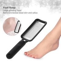 Râpe à pieds professionnelle en métal pour éliminer les callosités et les peaux mortes, grattoir de pédicure en acier inoxydable