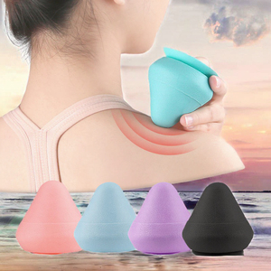 JIRUI New Solid Tapered Fascia Roller Back Massager with TPE Material and Suction Cup for Neck Shoulder Foot Massage - Product Image 3