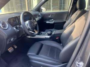 Mercedes <span class=keywords><strong>EQB</strong></span> <span class=keywords><strong>350</strong></span> SUV compact véhicule électrique 5 portes traction intégrale 7 sièges hybride berline sport pas cher - Product Image 5