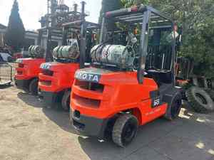 รถยก TOYOTA FGZN30 มือสอง ใช้แก๊ส LPG 3 ตัน รถยกแก๊ส LPG รถยกน้ำมันเบนซิน สภาพดี - Product Image 2