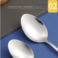 Couverts de bureau en acier inoxydable personnalisés pour étudiants, ensemble de couverts essentiels pour le déjeuner, fourchette et cuillère de 3/4 pièces avec étui pour cadeaux et manger
