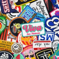 Patchs personnalisés en gros, thermocollants, 3D, avec logo personnalisé, badges appliqués, brodés, à coudre ou à repasser pour vêtements
