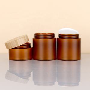 Pot de crème pour le corps personnalisé de luxe 150ml 250ml 150g Pots de crème givrée avec couvercle en bambou - Product Image 5