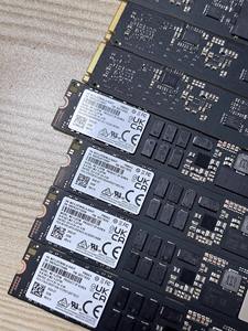 HORNG SHING Disque SSD utilisé MZ1L23T8HBLA-00A07 PM9A3 M.2 3.84T SATA 6Gbps SSD - Product Image 2