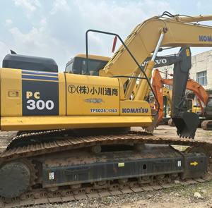 Komatsu PC300-7 Excavators Crawler Excavator <b>earth</b>-<b>moving</b> <b>machinery</b> construction equipment For Sale pc300 original komatsu - Product Image 2