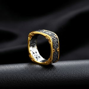 Anillo Cuadrado con Nudo Celta de Acero Inoxidable 316 Yunnique para Hombre, Dos Tonos, Dorado y Negro, Tallado de Doble Cara, Estilo Rebelde, Motero, Punk, Regalo - Product Image 1