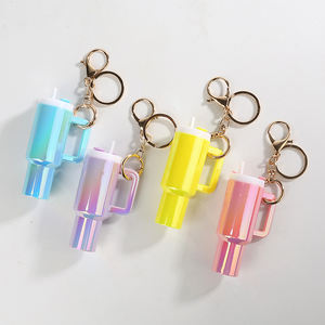 Sangat Populer di Eropa dan Amerika, Gantungan Tas Custom, Liontin Mini <span class=keywords><strong>Tumbler</strong></span>, Tempat Chapstick, Gantungan Kunci Cangkir Kecil untuk Tas - Product Image 1