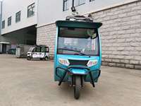 Tricycle électrique entièrement fermé pour hommes, nouveau design, cabine à double rangée, vente populaire,