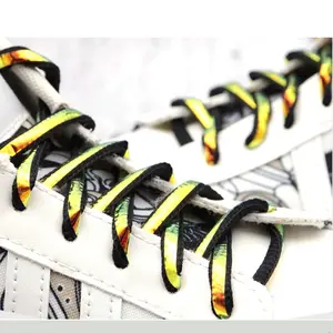 Lacets de chaussures multicolores réfléchissants colorés de 8mm, lacets réfléchissants ovales demi-ronds fabricant pour chaussures de Sport et de course