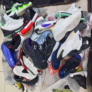 รองเท้ามือสองขายส่งคุณภาพพรีเมียม รองเท้า Ukay รองเท้าแบรนด์เนมมือสอง รองเท้าบาสเก็ตบอลนานาชาติสำหรับผู้ชาย - Product Image 2