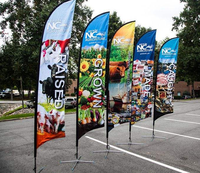 Drapeau plume double face personnalisé en polyester durable, résistant au vent, avec base de poteau pour publicité d'événements extérieurs