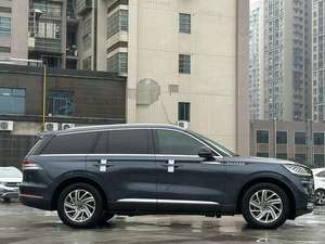 <span class=keywords><strong>Lincoln</strong></span> <span class=keywords><strong>Aviator</strong></span> 3.0T V6 AWD Reserve Edition Usado - Product Image 3