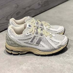 Zapatillas Deportivas Transpirables Antideslizantes con Cordones de Alta Calidad para Hombre y Mujer, Estilo Retro, a la Moda, para Correr al Aire Libre - Product Image 3