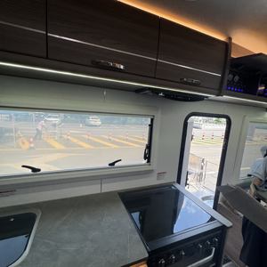 Usine chinoise meilleur <span class=keywords><strong>prix</strong></span> luxe 4x4 Rv <span class=keywords><strong>camping</strong></span>-<span class=keywords><strong>car</strong></span> <span class=keywords><strong>Camping</strong></span> tout-terrain voyage remorque caravane à vendre - Product Image 6