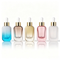 Flacon compte-gouttes plat en verre de luxe 30ml 50ml avec bouchon doré, personnalisable avec logo estampé à chaud, pour diffuseur de parfum et cosmétiques essentiels