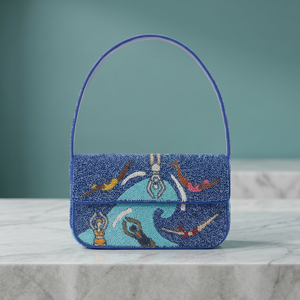 Pochette de soirée à rabat avec chaînes de perles, motif Martini brodé, bandoulière, faite main, écologique, tendance, pour les soirées - Product Image 1