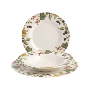 Juego de mesa de 18 piezas con diseño de frutas del bosque en ETW - Product Image 1