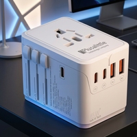 Plusalittle 65W GaN Evrensel Seyahat Şarj Cihazı, 2U+3C USB Çoklu Port Hızlı Şarj ve 2500W Evrensel AC Priz ile Küresel Seyahatler için