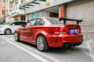 Kit de carrosserie large de voiture de prix usine pour 2007-2011 <span class=keywords><strong>Bmw</strong></span> série <span class=keywords><strong>1</strong></span> E82 E88 à 1M Style fibre de verre avant pare-chocs arrière jupes latérales ailes - Product Image 6