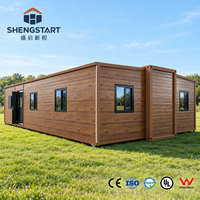 Maison conteneur extensible de 40 pieds, maison préfabriquée moderne avec plan de sol personnalisé, option salle de bain, extérieur aspect bois pour usage résidentiel