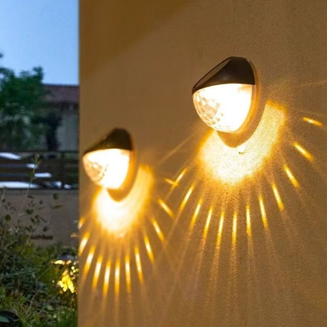 Solar LED European Style Semi-Circular Fence Lamp Wall-Mounted Step Post Head Lamp RGB Color Options Battery Included Easy