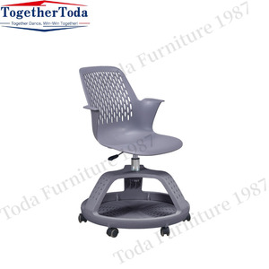 Chaise de formation en plastique pour étudiants, avec base trépied et tableau d'écriture, idéale pour les salles de classe et les bureaux - Product Image 5
