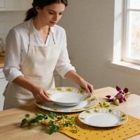 Service de table en porcelaine Arcopal à motif floral, 18 pièces, pour les fêtes