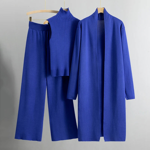 Completo da donna primaverile autunnale casual con <span class=keywords><strong>fiori</strong></span> frontali, due pezzi, <span class=keywords><strong>cardigan</strong></span> e pantaloni in maglia spessa e traspirante - Product Image 3