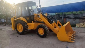 JCB 3CX que se puede adaptar a una variedad de accesorios multifuncionales que satisfacen diferentes necesidades de construcción - Product Image 3