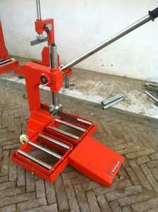 آلة قطع الطوب اليدوية الأكثر مبيعًا ، آلة قطع الطوب اليدوية ذات جودة عالية وكفاءة عالية ومنخفضة السعر ، آلة قطع الطوب في درب - Product Image 2