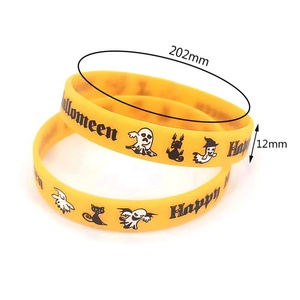 Bracelet en silicone personnalisé Youmigift, pas cher, qui brille dans le noir, pour la promotion, les cadeaux et les événements - Product Image 3