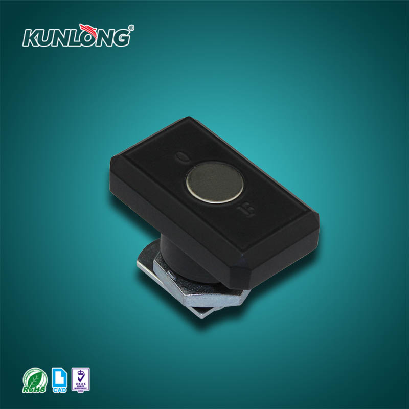 kunchoco出品 Amazon.com: SUKATC V1311-77150 Hydraulic Female Flat Face Quick