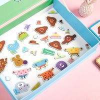 Vente en gros de boîtes-cadeaux en forme de valise en carton de dessin animé mignon boîte-cadeau d'emballage verte d'anniversaire d'enfants
