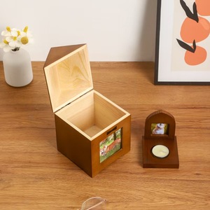 Urnas de Memória para Animais de Estimação em Madeira Ecológica, Urnas para Cães e Gatos com Porta-Retrato - Product Image 1