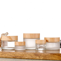 Flacon crème en verre ambré givré écologique de 8 oz avec base transparente et couvercle en bambou de 50 g pour beurre corporel cosmétique