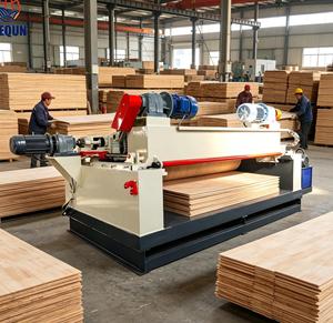Yuequn Nueva Máquina Desbastadora de Troncos de Alta Precisión de 3800 mm para Carpintería, Controlada por PLC, Motor de 33.5 kW para Producción de Contrachapado - Product Image 1