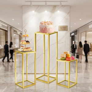 Exhibidor de Pasteles Acrílico con Base de Metal, Decoración para Eventos, Pedestal Dorado, Columna de Exhibición de Metal Dorado para Pasteles y Postres - Product Image 1