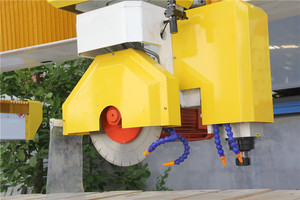 Machine de découpe à pont CNC à 4+1 axes pour scie à <span class=keywords><strong>panneaux</strong></span> avec moteur principal, roulement à billes, PLC et composants de boîte de vitesses - Product Image 6