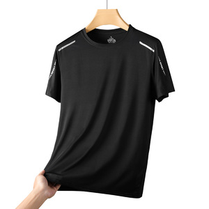 Maglietta estiva traspirante ad asciugatura rapida sportiva Casual stampata girocollo da <span class=keywords><strong>uomo</strong></span> di <span class=keywords><strong>grandi</strong></span> dimensioni t-shirt da <span class=keywords><strong>uomo</strong></span> a manica corta in seta di ghiaccio - Product Image 4